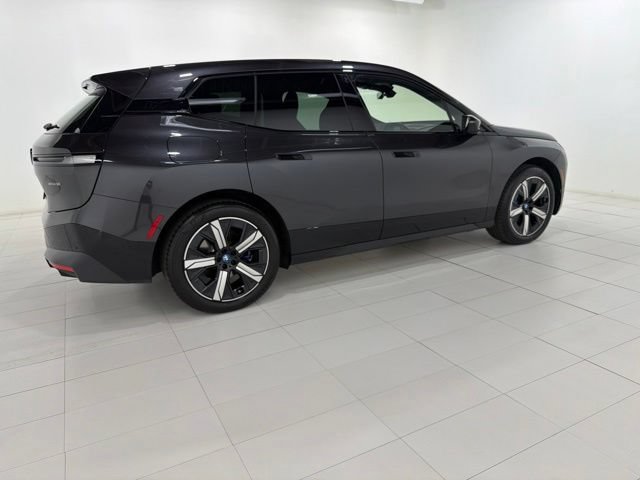 Certified 2024 BMW iX xDrive50 w/ Sport Package AWD/4WD image 6