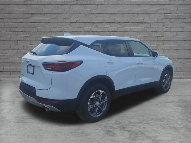 Used 2024 Chevrolet Blazer LT FWD image 5