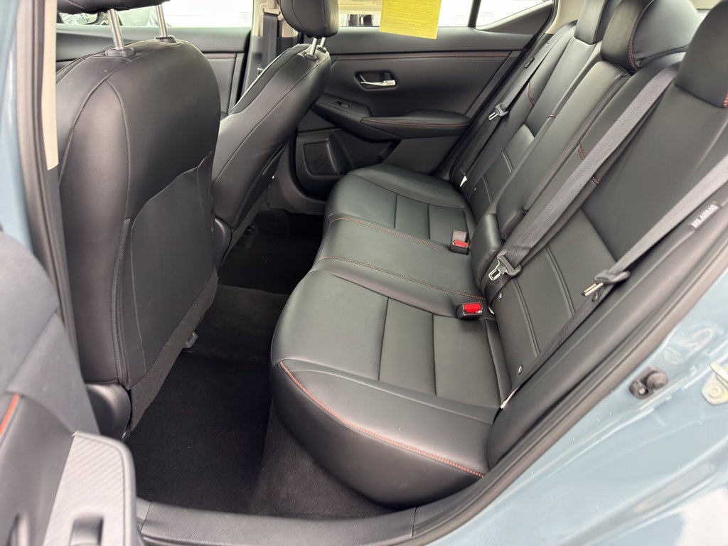 Used 2024 Nissan Sentra SR w/ SR Premium Package image 31