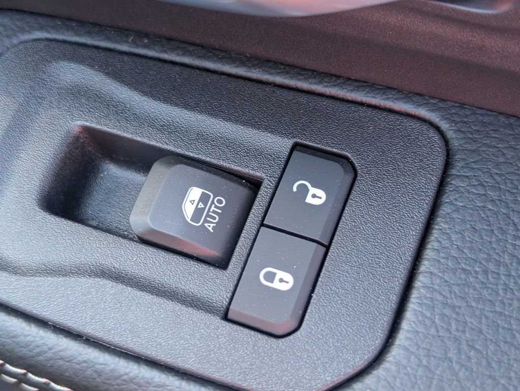 New 2026 RAM 3500 Big Horn AWD/4WD image 31