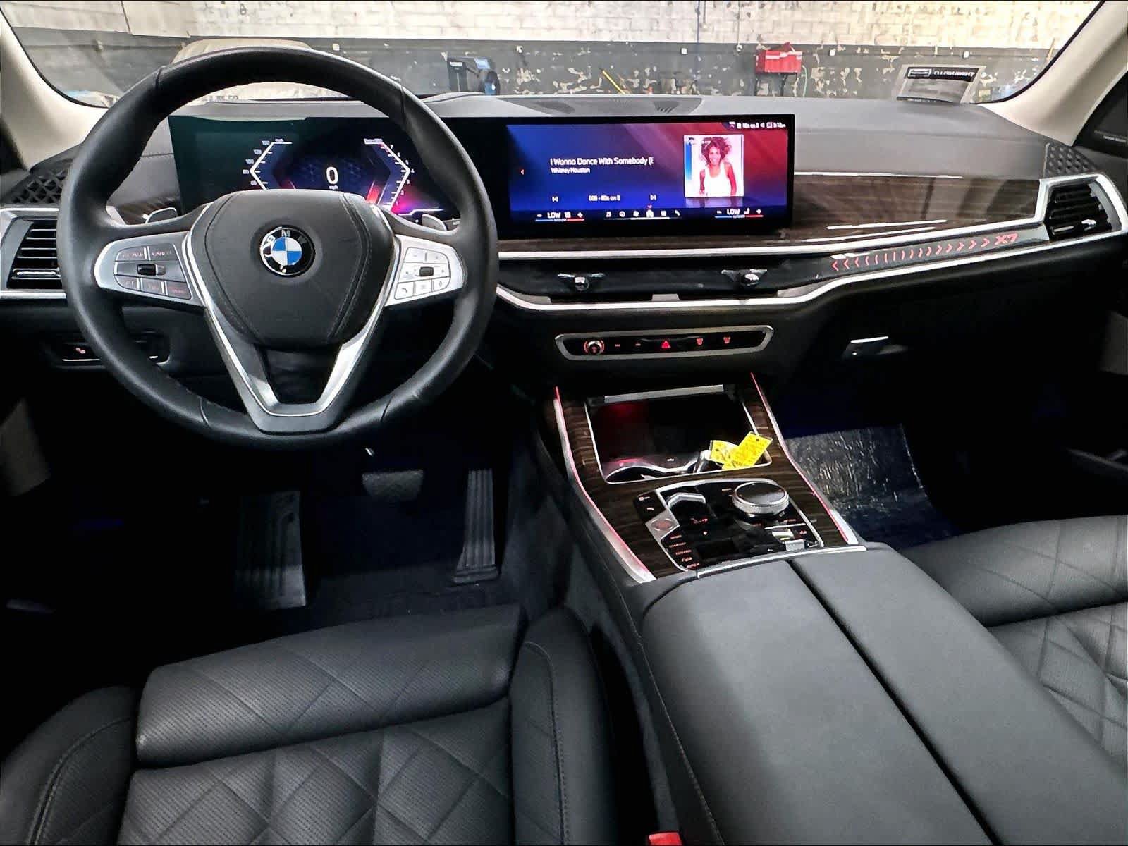 Used 2026 BMW X7 xDrive40i w/ Premium Package AWD/4WD image 18