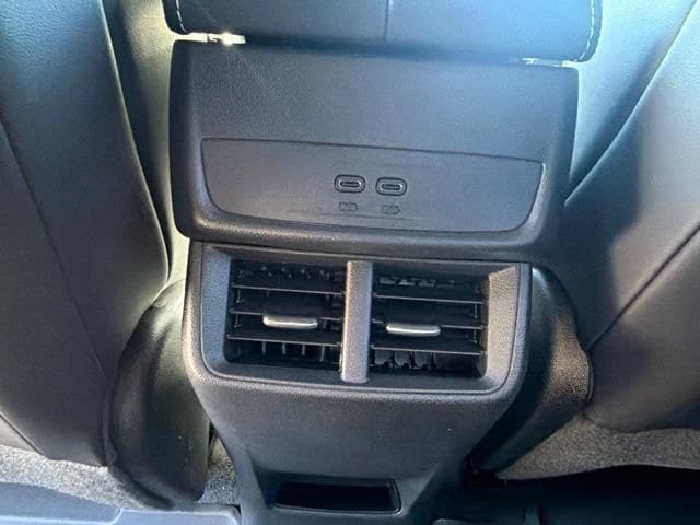 New 2027 GMC Terrain Elevation w/ Elevation Premium Package AWD/4WD image 29