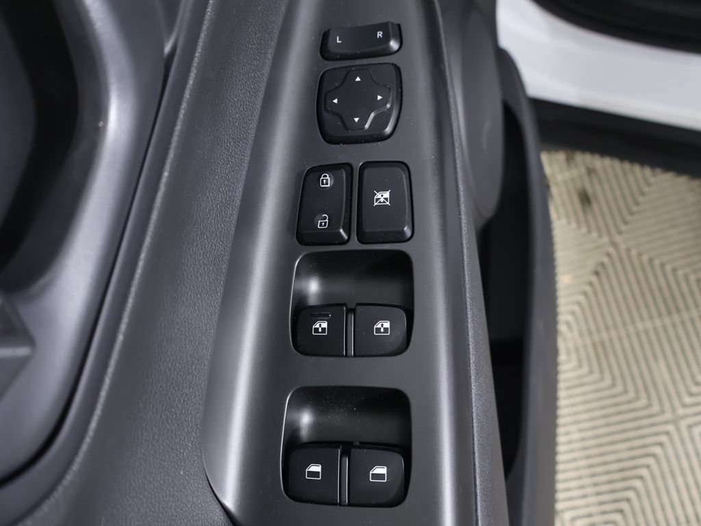 Used 2023 Hyundai Kona SEL AWD/4WD image 31