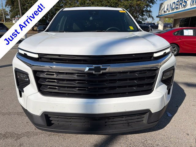 Used 2024 Chevrolet Traverse LS FWD image 7