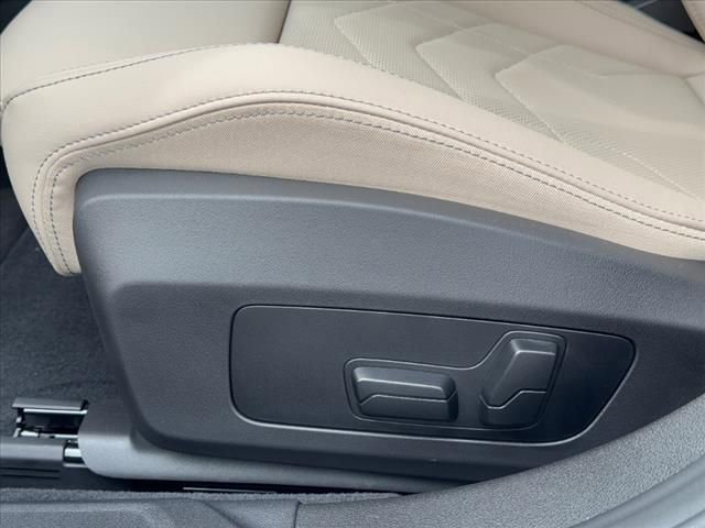 New 2025 BMW 228i xDrive w/ Premium Package image 9