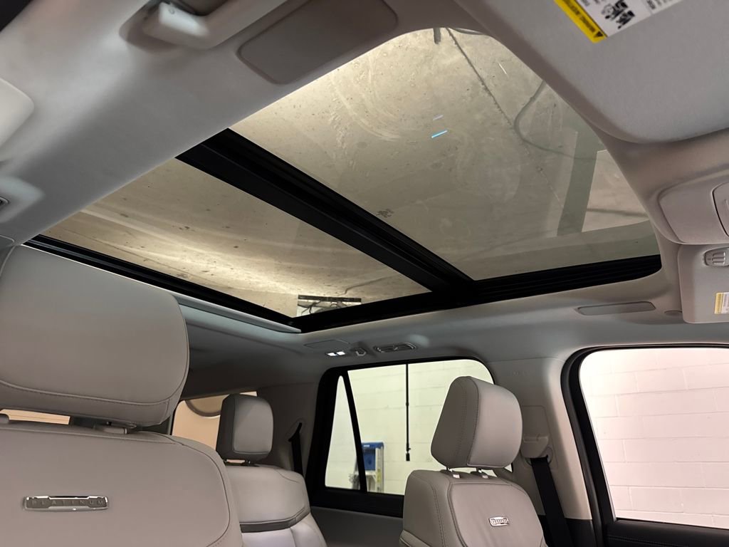 New 2025 Ford Expedition Platinum w/ Driver's Package image 30