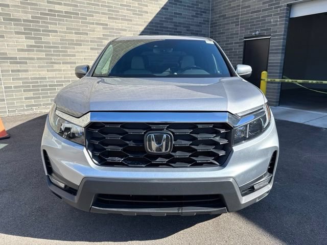 Used 2023 Honda Passport EX-L image 2