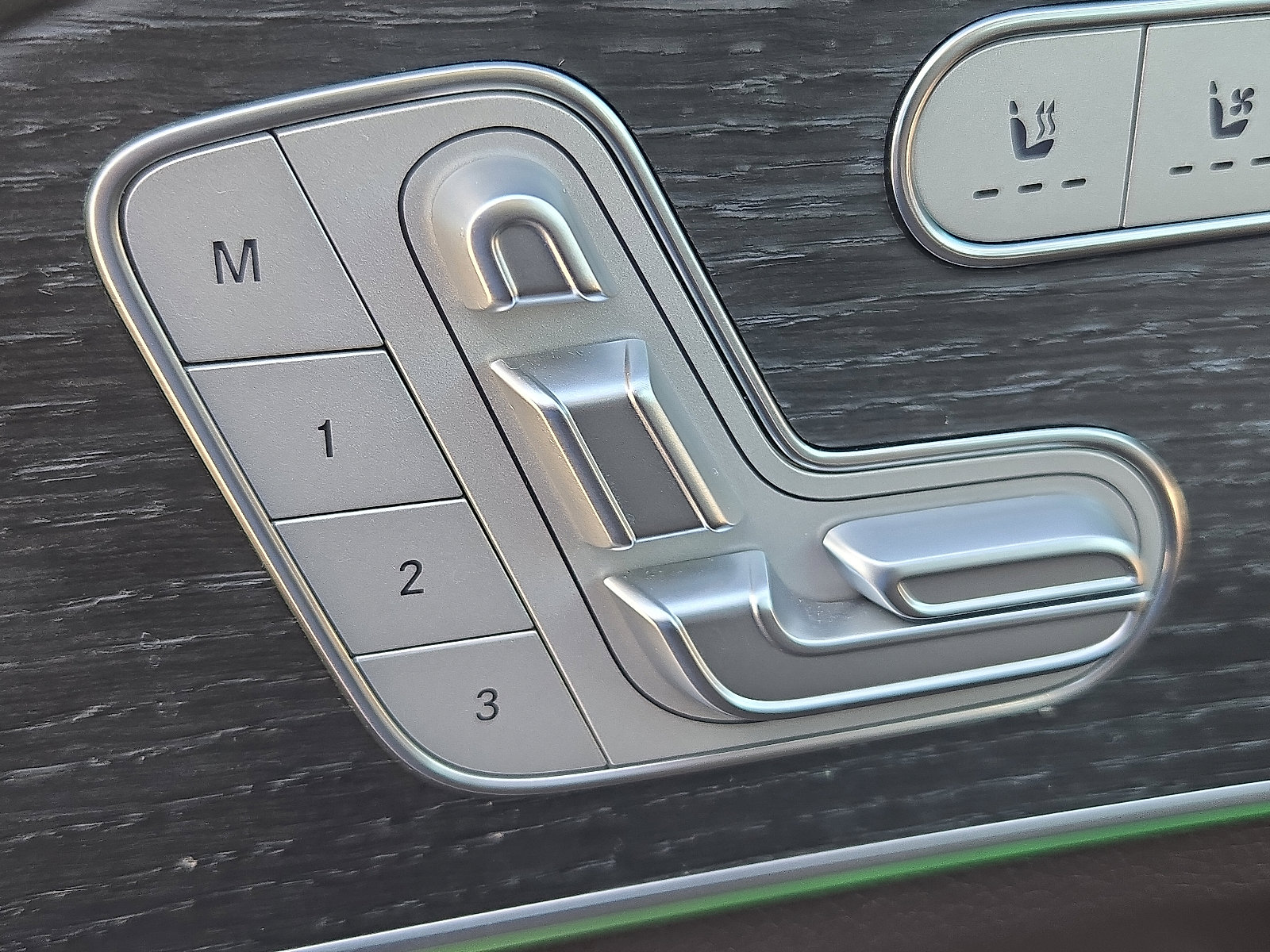 Used 2020 Mercedes-Benz GLS 450 4MATIC image 9