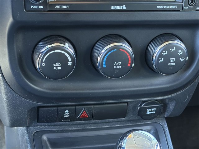 Used 2016 Jeep Patriot Sport w/ Power Value Group image 27