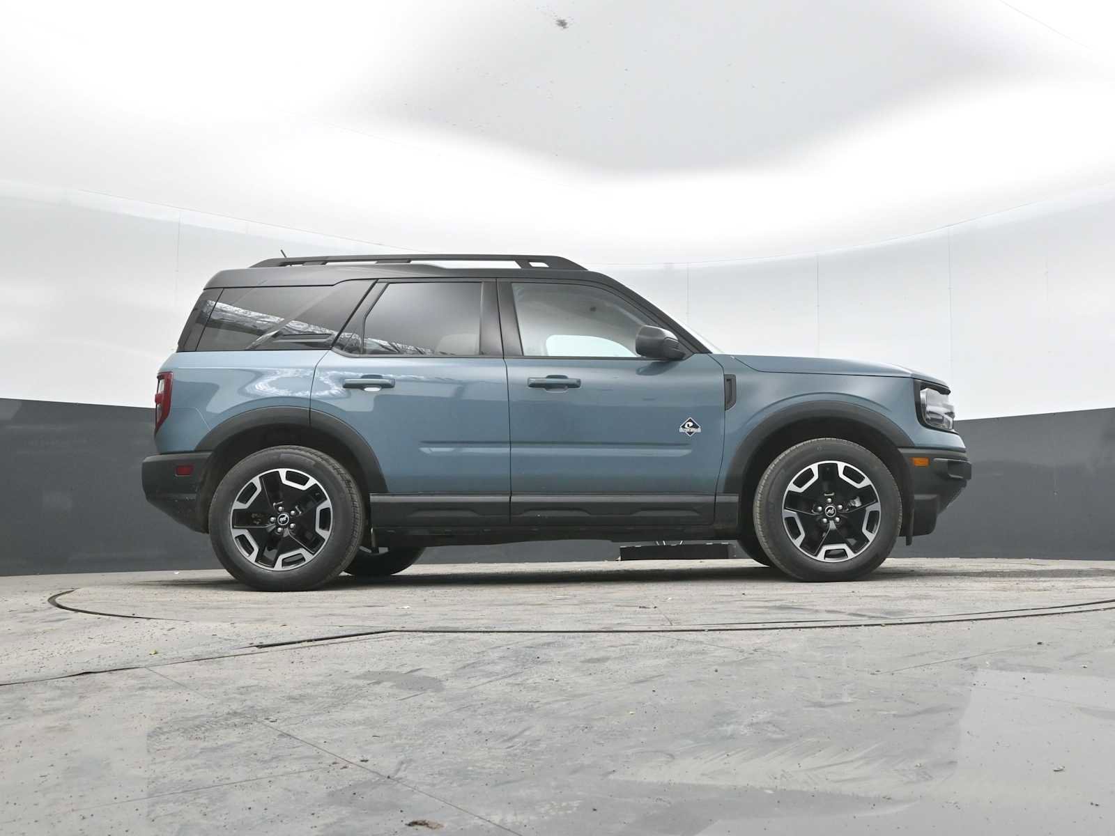 Used 2023 Ford Bronco Sport Outer Banks w/ Tech Package AWD/4WD image 29
