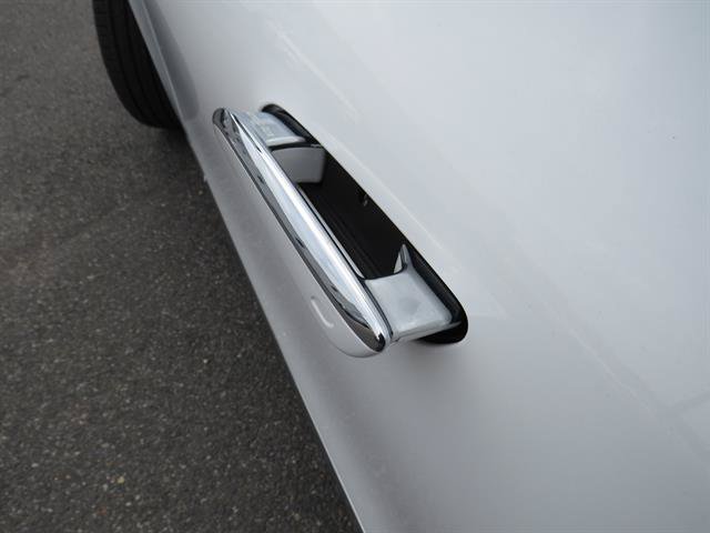 Certified 2023 Mercedes-Benz EQE 350+ 4MATIC Sedan w/ Exclusive Trim Package image 31