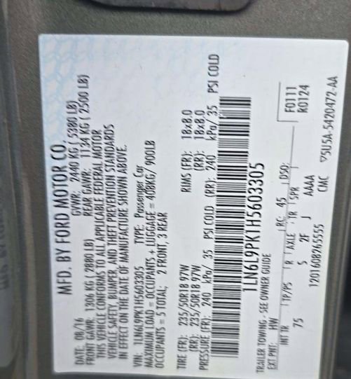 Used 2017 Lincoln Continental Premiere FWD image 37