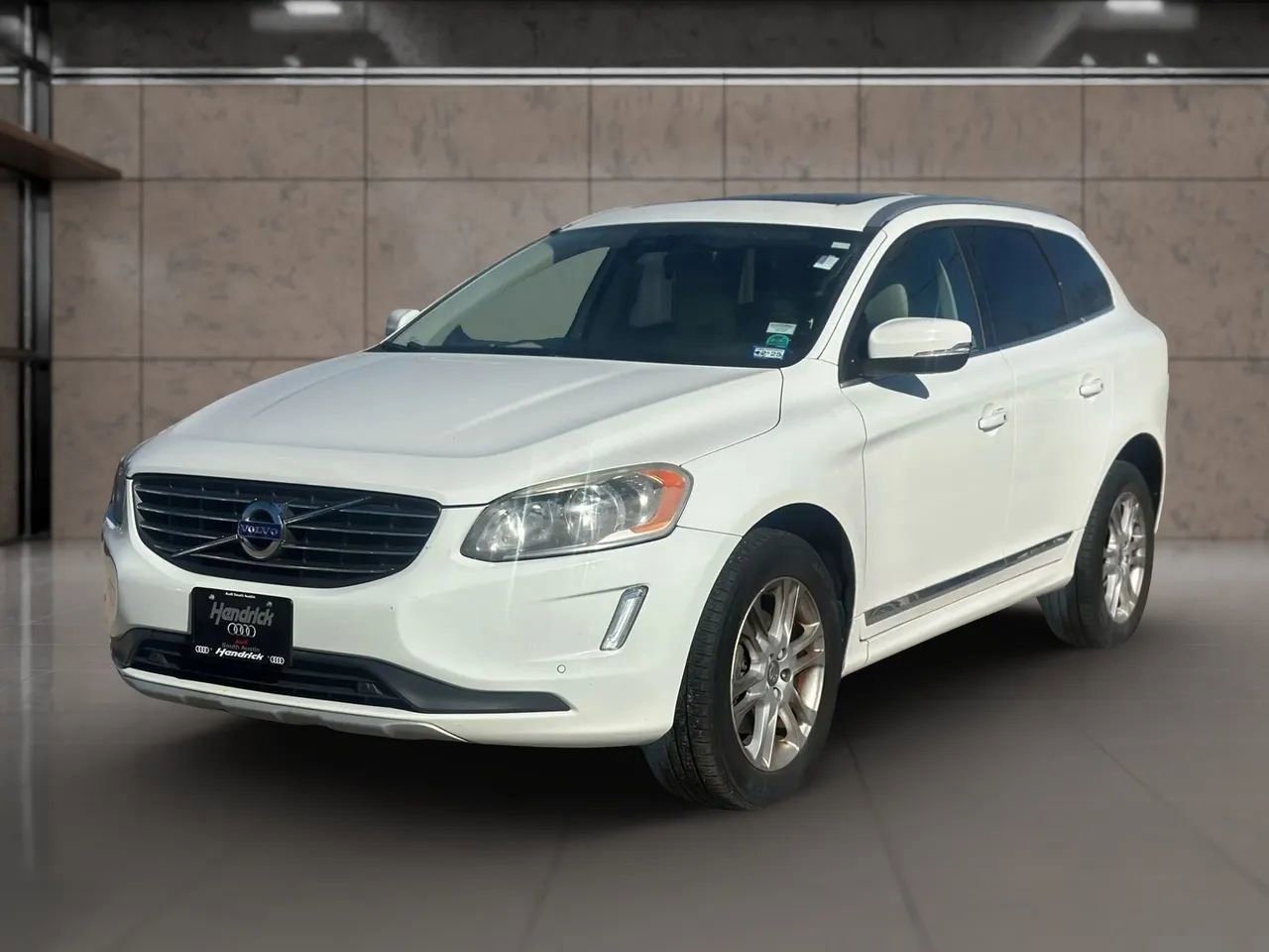 Used 2016 Volvo XC60 T5 Premier image 7