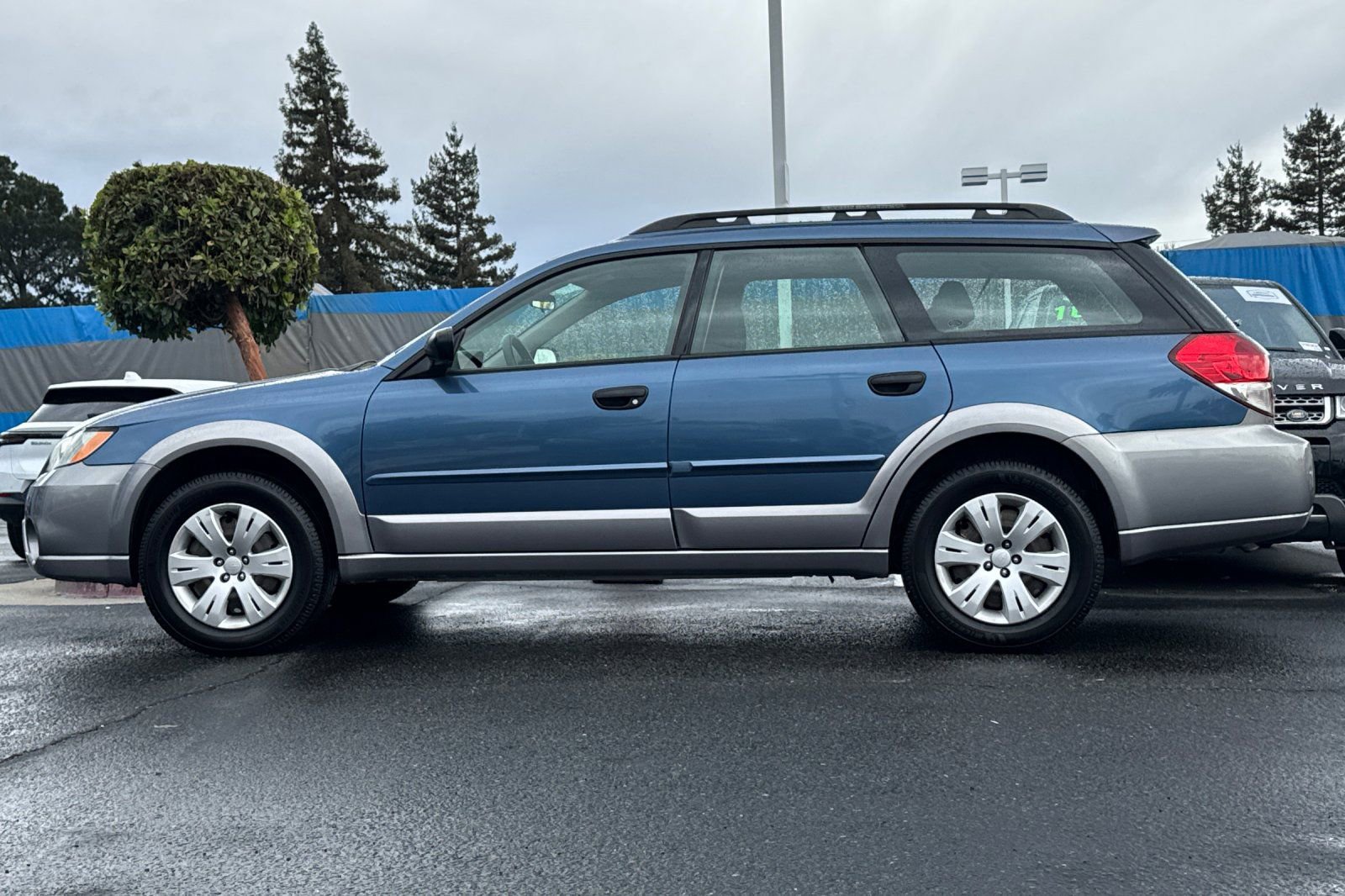 Used 2009 Subaru Outback 2.5i image 8