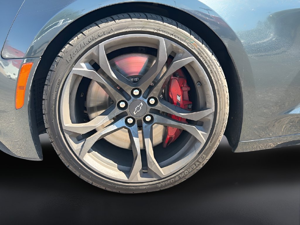 Used 2022 Chevrolet Camaro SS RWD image 30