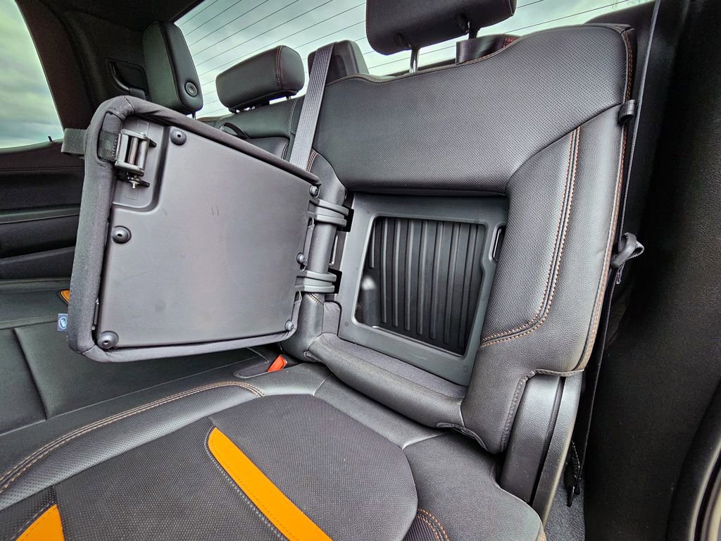 Used 2021 GMC Sierra 1500 AT4 w/ Off-Road Performance Package image 31