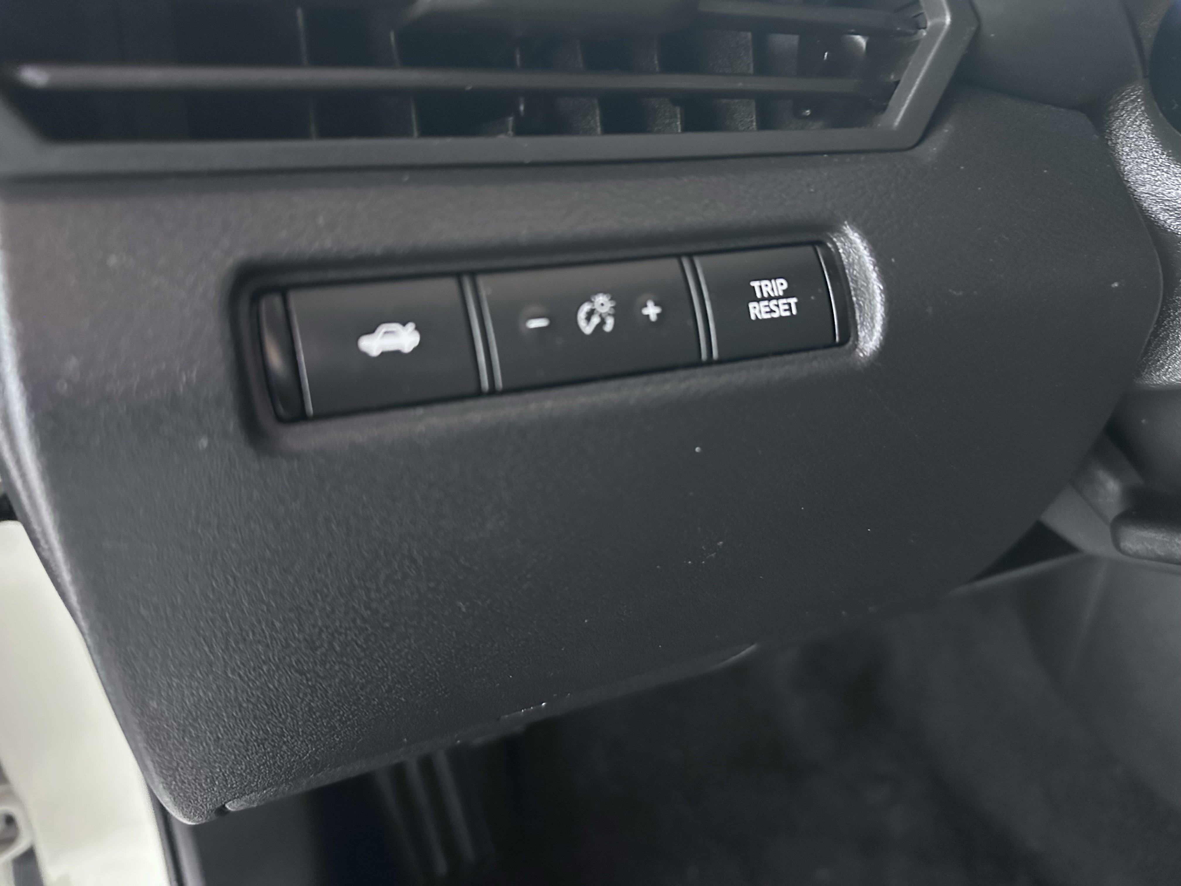 Used 2019 Nissan Altima 2.5 SR FWD image 37