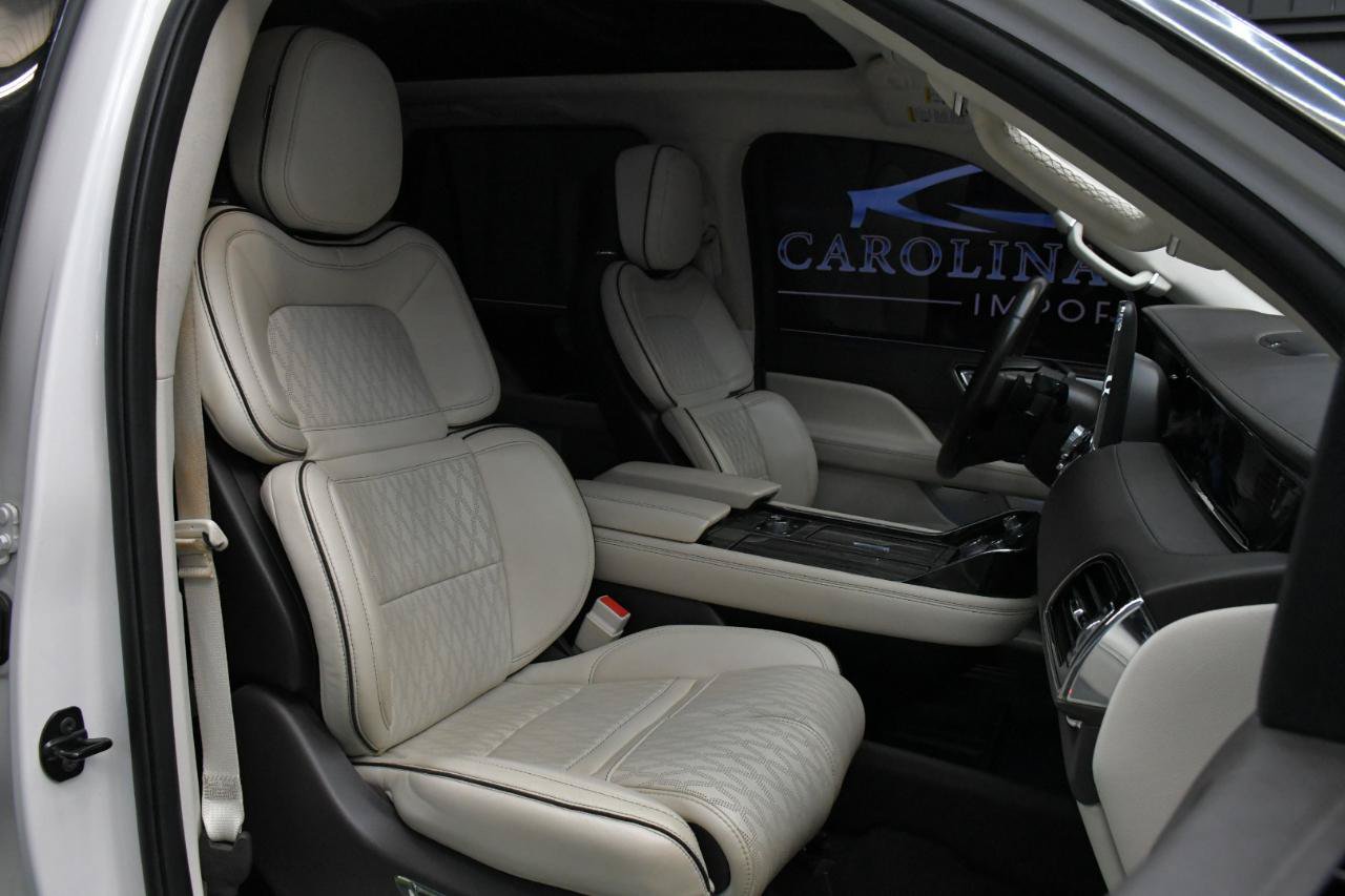 Used 2019 Lincoln Navigator Black Label w/ Cargo Package AWD/4WD image 43
