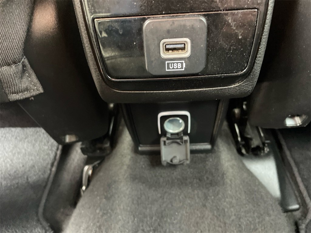 Used 2024 Jeep Compass Limited image 30