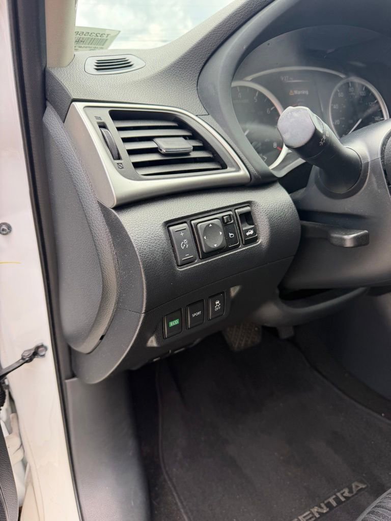 Used 2017 Nissan Sentra SV FWD image 15