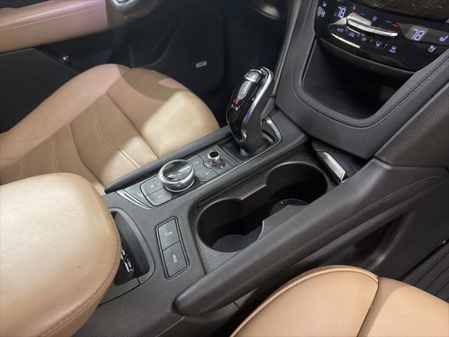 Used 2020 Cadillac XT6 Premium Luxury w/ Platinum Package FWD image 33
