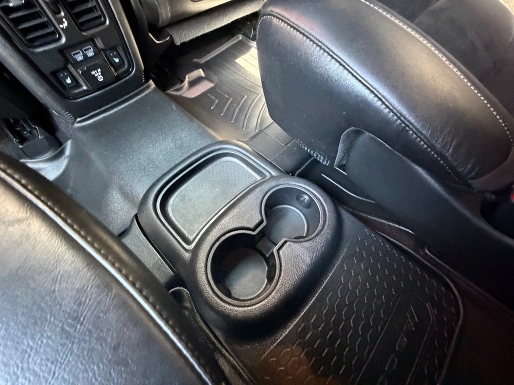 Used 2022 Dodge Durango SRT w/ Technology Group AWD/4WD image 39