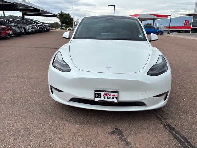 Used 2024 Tesla Model Y Long Range AWD/4WD image 2