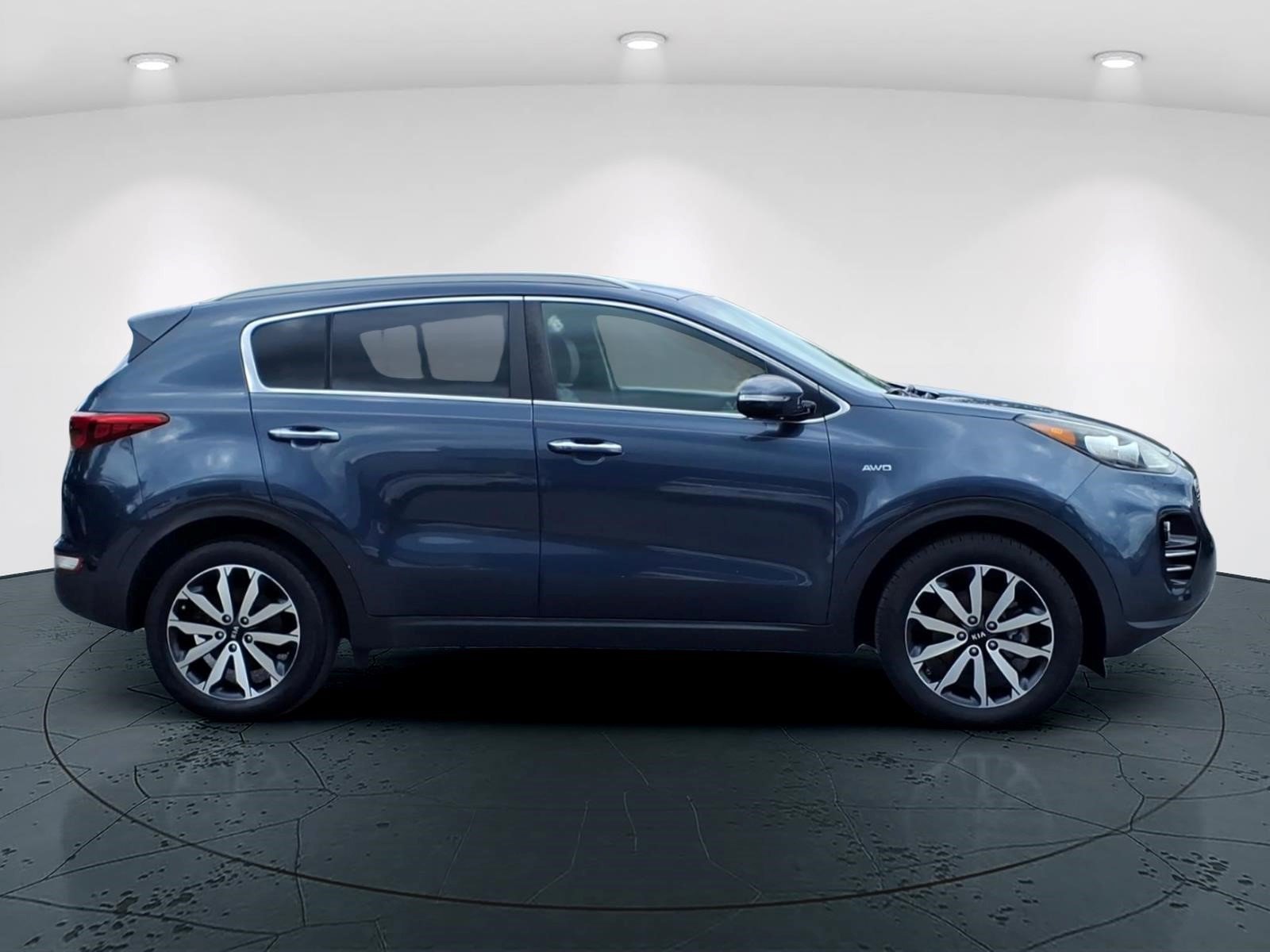 Used 2018 Kia Sportage EX AWD/4WD image 2