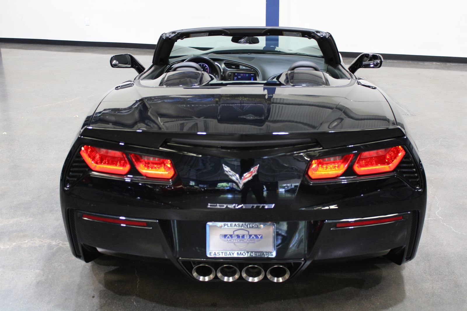 Used 2014 Chevrolet Corvette Stingray Convertible w/ 3LT Preferred Equipment Group RWD image 16