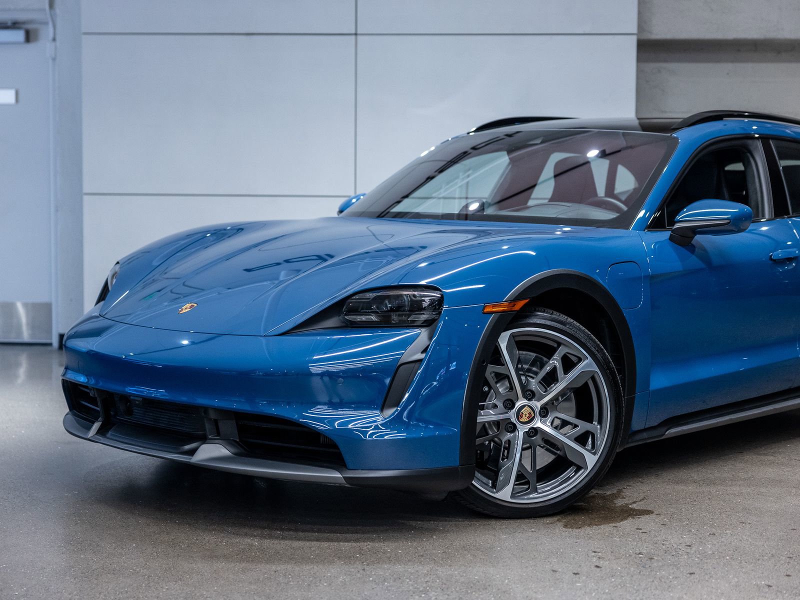 Certified 2023 Porsche Taycan Turbo AWD/4WD image 20