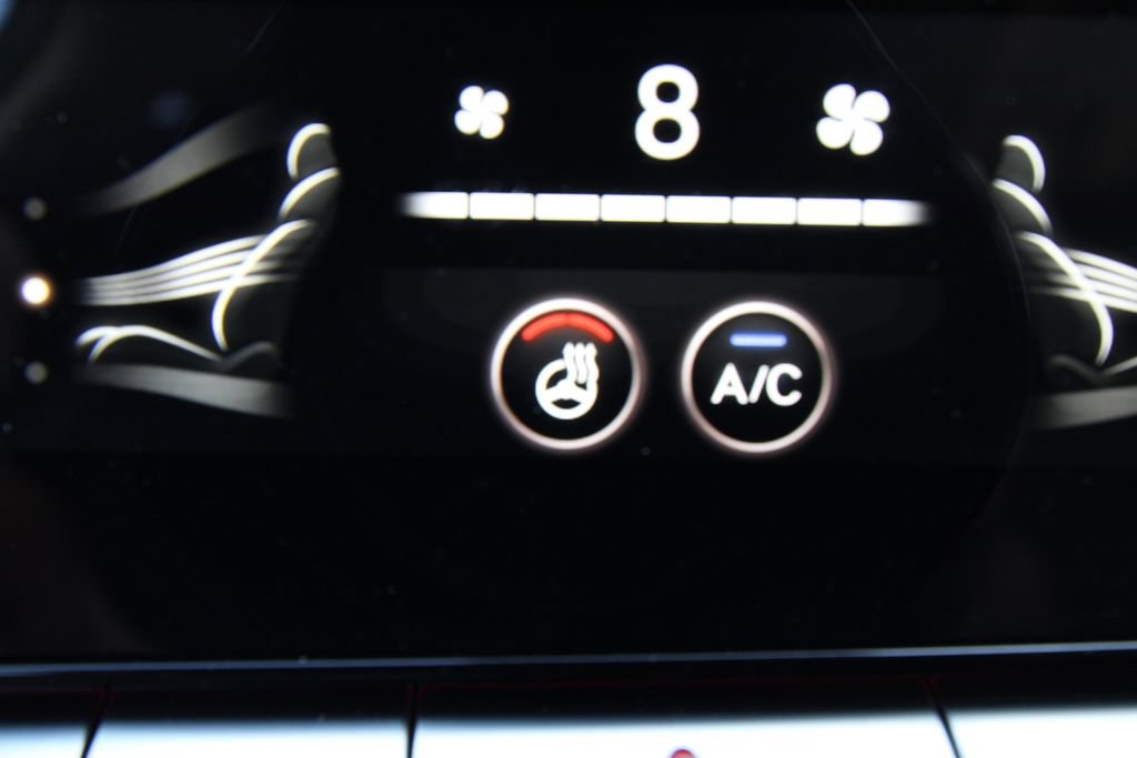 Used 2024 Genesis GV70 2.5T w/ Advanced Package AWD/4WD image 37