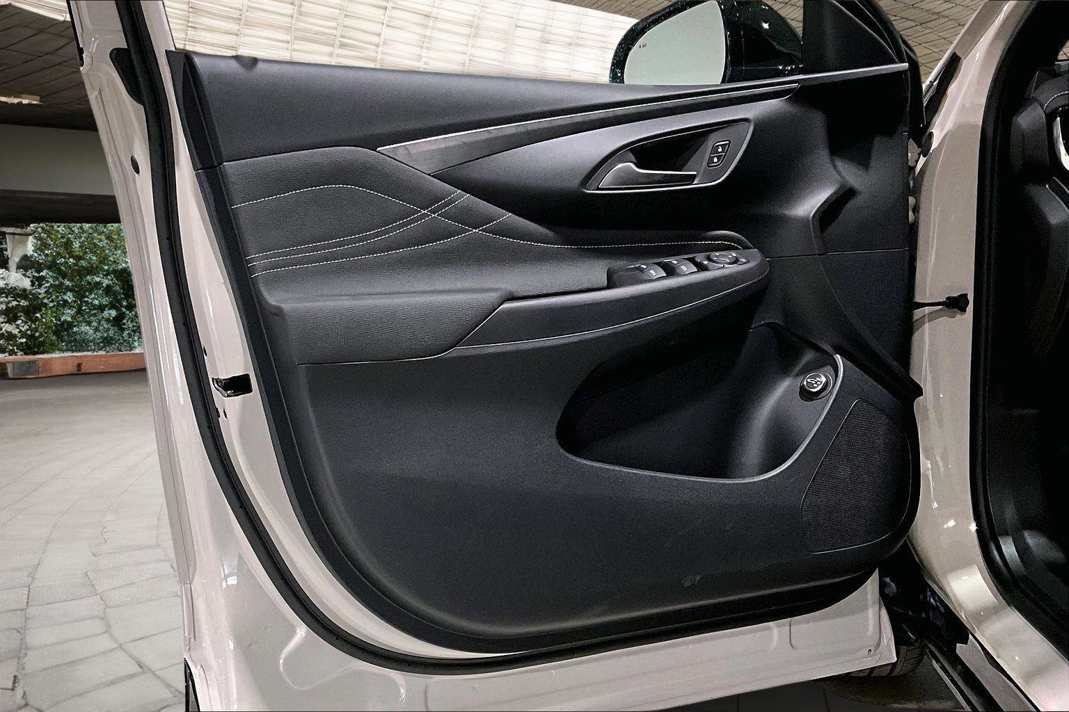 New 2026 Buick Envista Sport Touring w/ Studio Series image 9