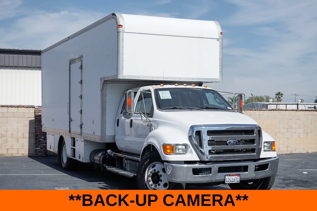 Used 2015 Ford F650 2WD Crew Cab Super Duty image 2
