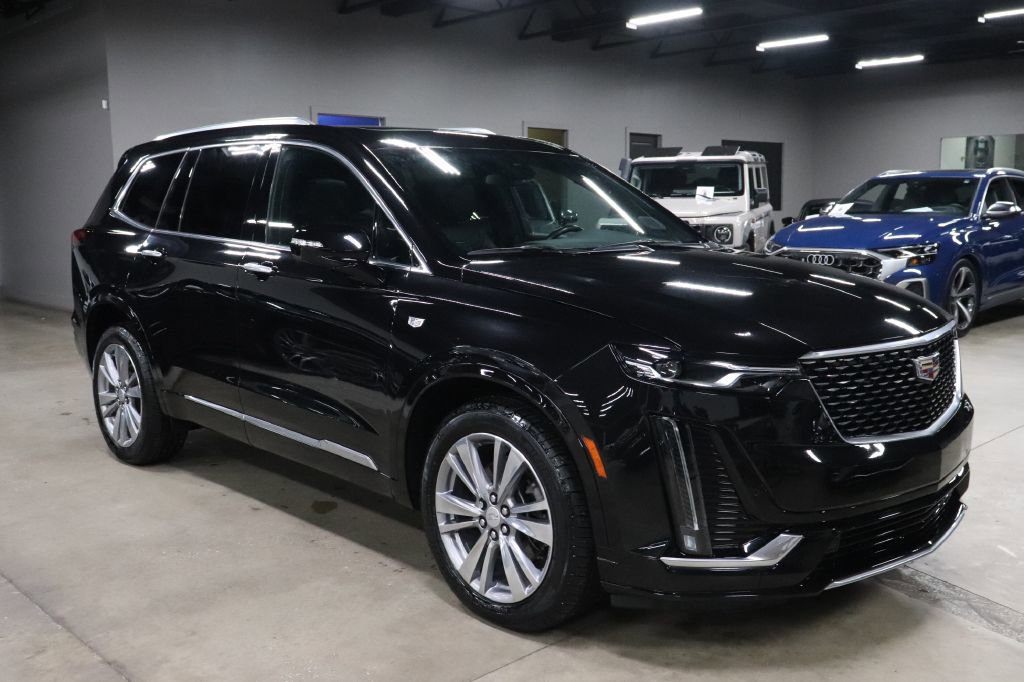 Used 2024 Cadillac XT6 Premium Luxury w/ LPO, Floor Liner Package image 8