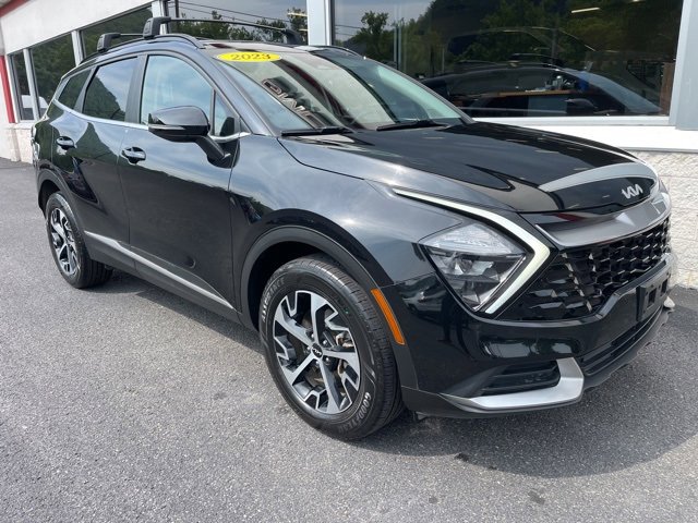Used 2023 Kia Sportage EX w/ EX Premium Package image 2