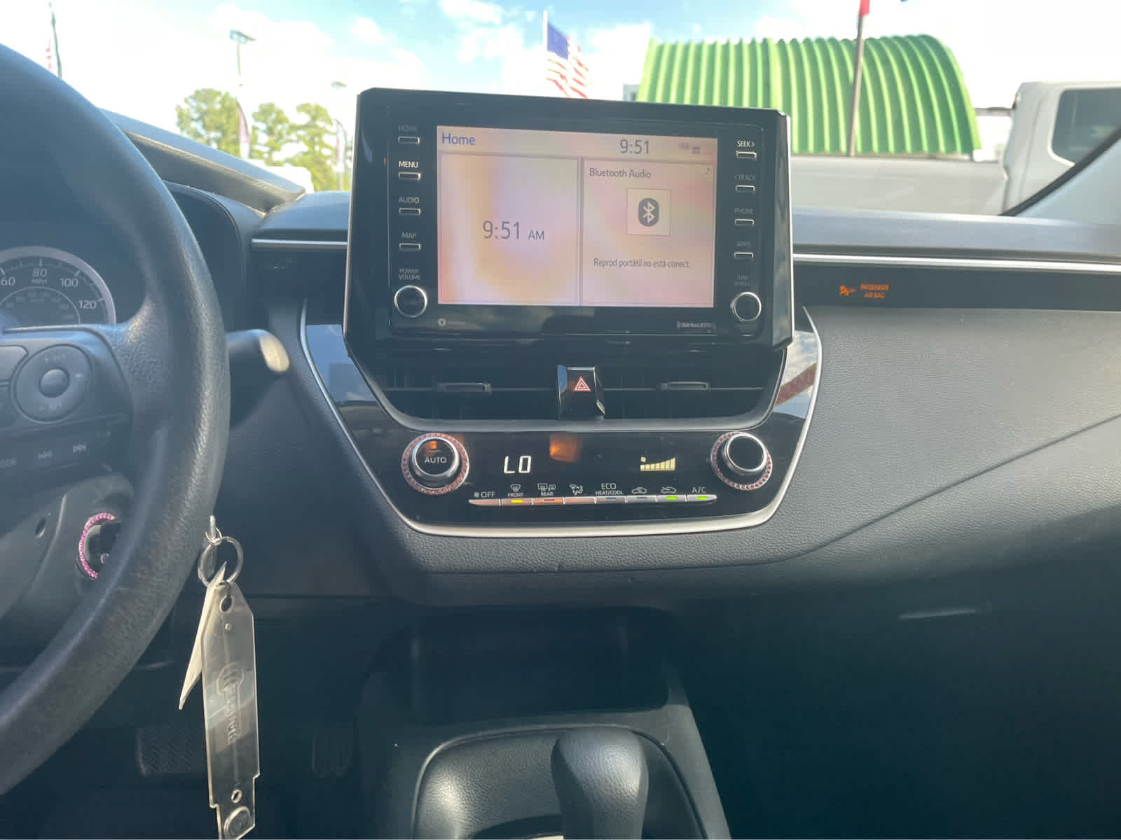 Used 2021 Toyota Corolla LE FWD image 16