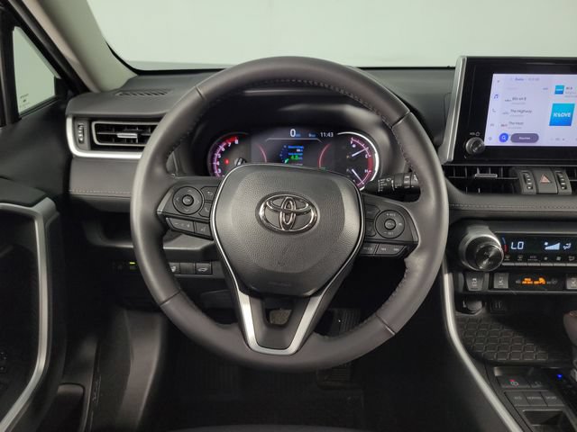 Used 2023 Toyota RAV4 XLE Premium FWD image 22