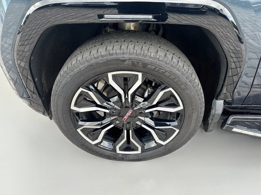 Used 2026 GMC Sierra EV Denali AWD/4WD image 33