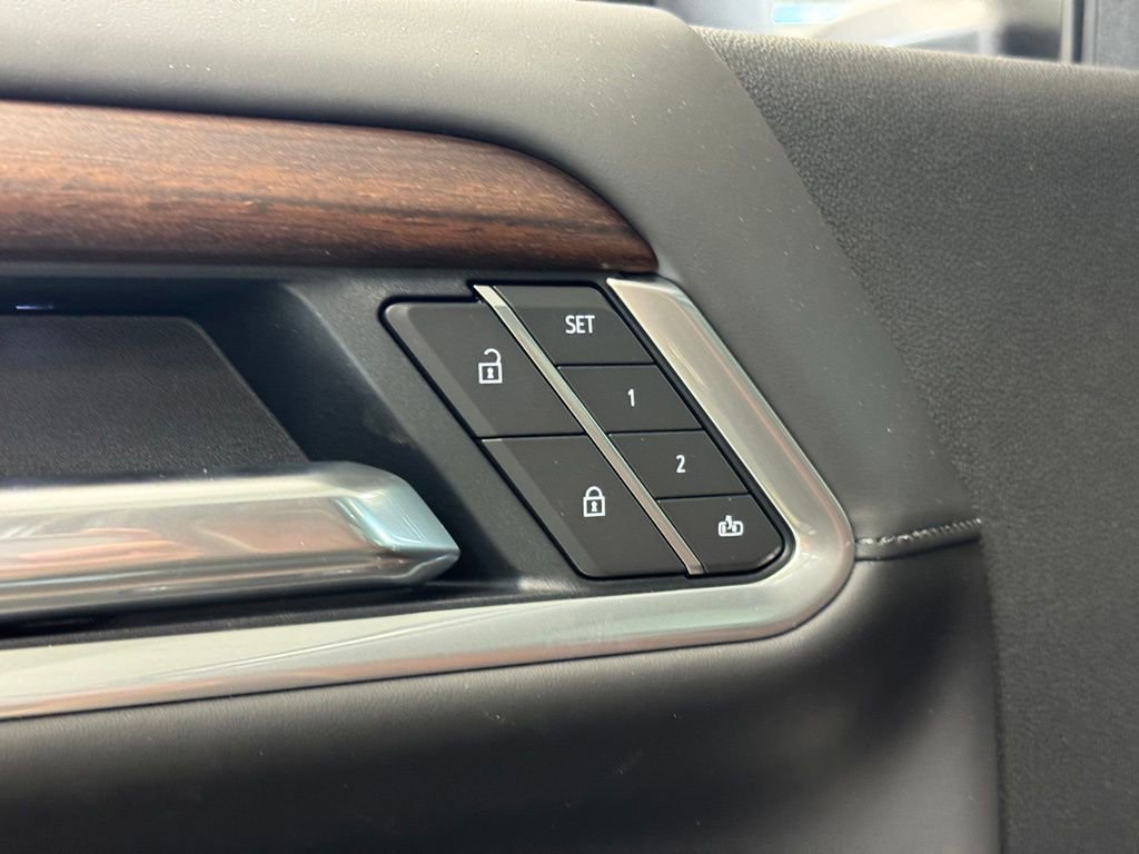 New 2026 GMC Sierra 2500 Denali Ultimate AWD/4WD image 10
