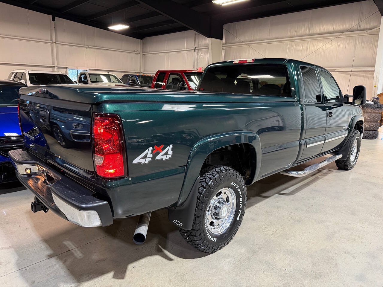Used 2006 Chevrolet Silverado 2500 LT w/ Heavy-Duty Power Package AWD/4WD image 23