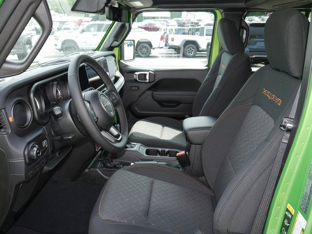 New 2025 Jeep Gladiator Mojave w/ Safety Group image 2