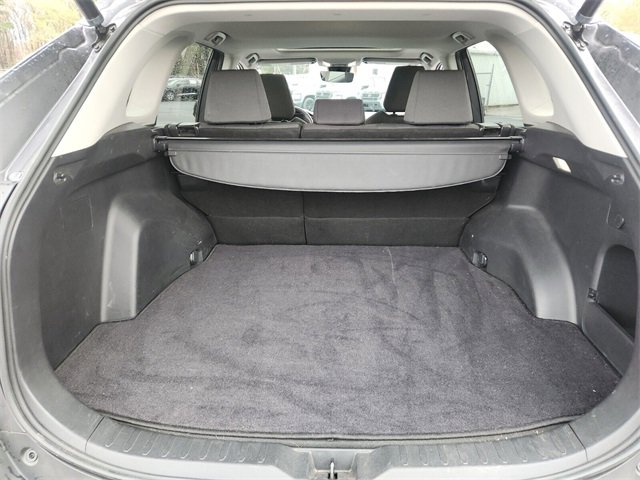Used 2022 Toyota RAV4 XLE image 15