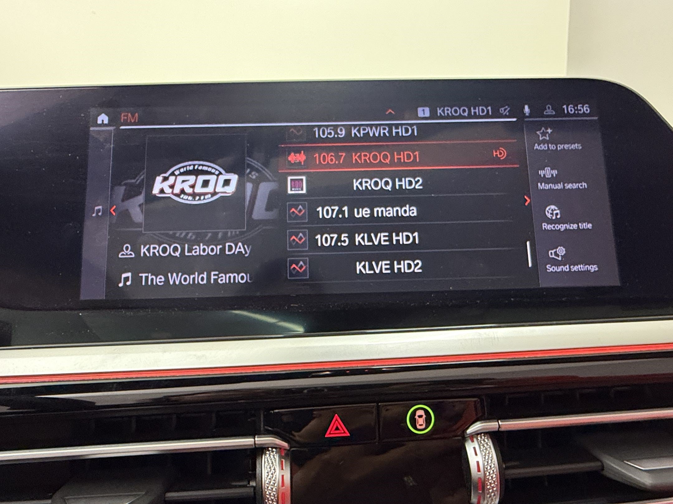 Used 2024 BMW Z4 M40i w/ Premium Package RWD image 22