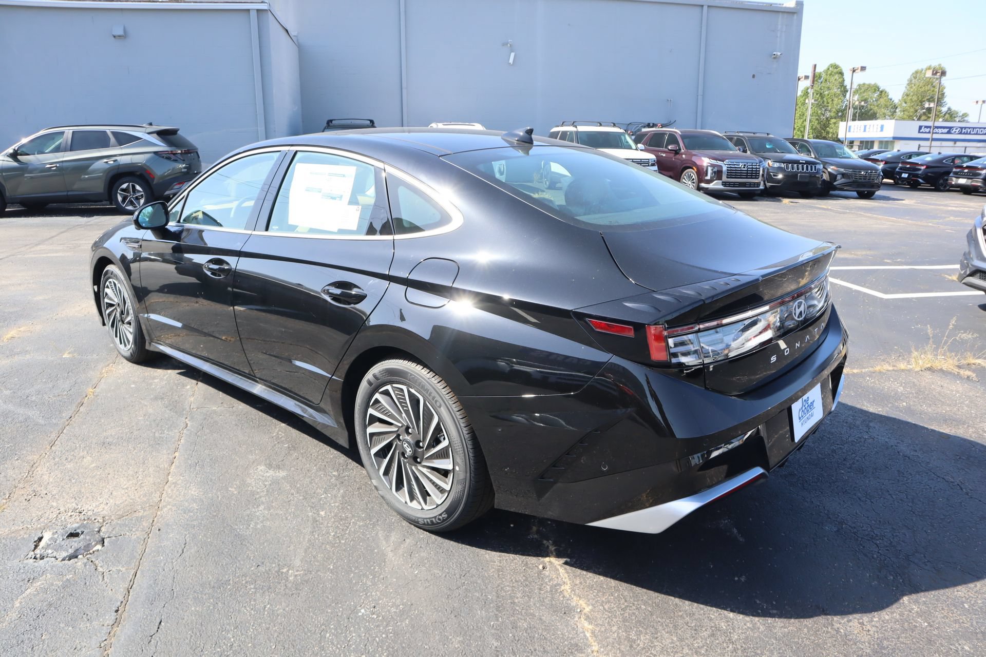 New 2026 Hyundai Sonata Limited FWD image 23