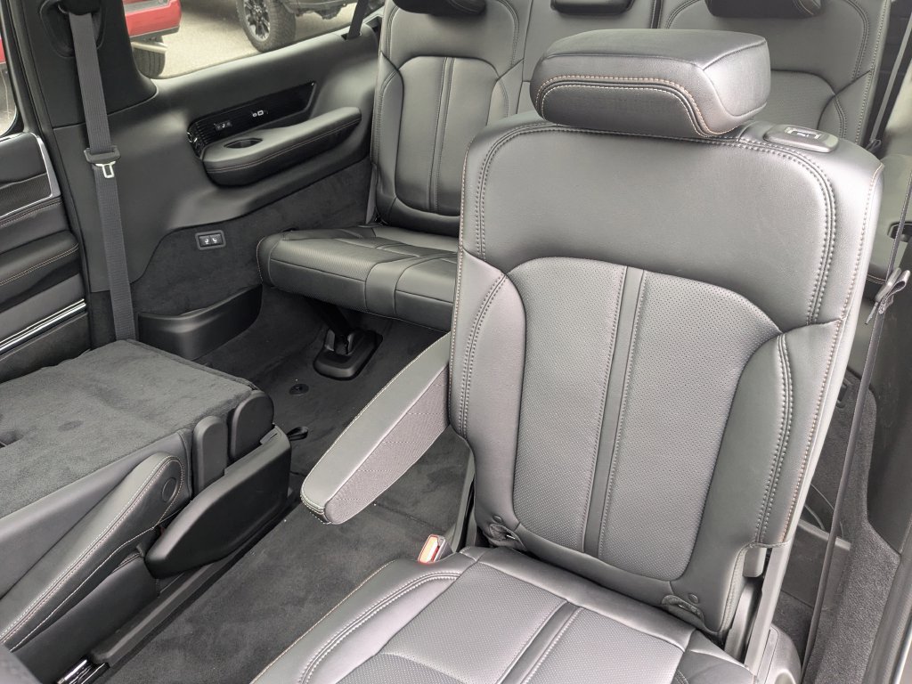 New 2027 Jeep Grand Wagoneer L Summit AWD/4WD image 25
