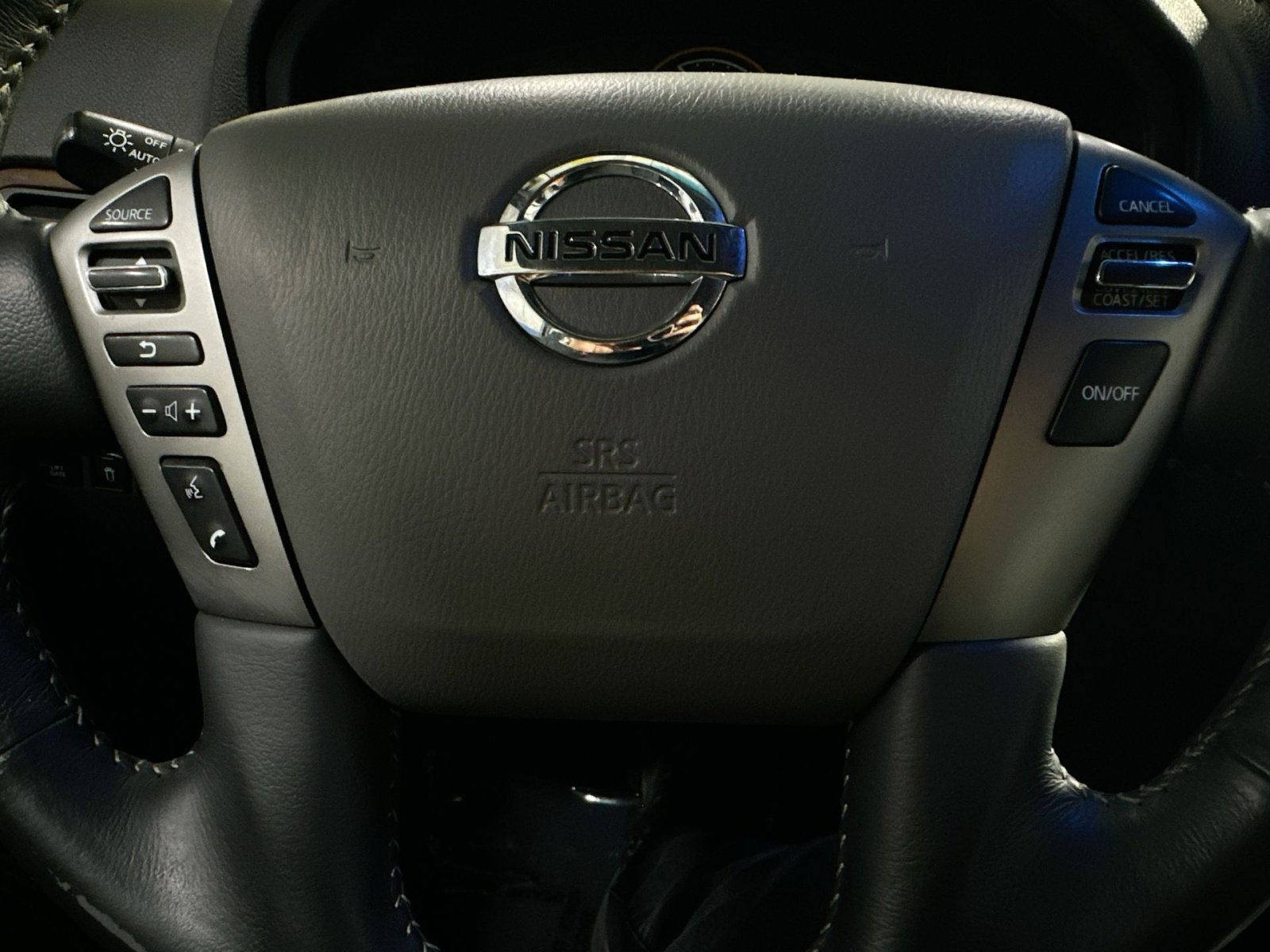 Used 2015 Nissan Armada Platinum image 20
