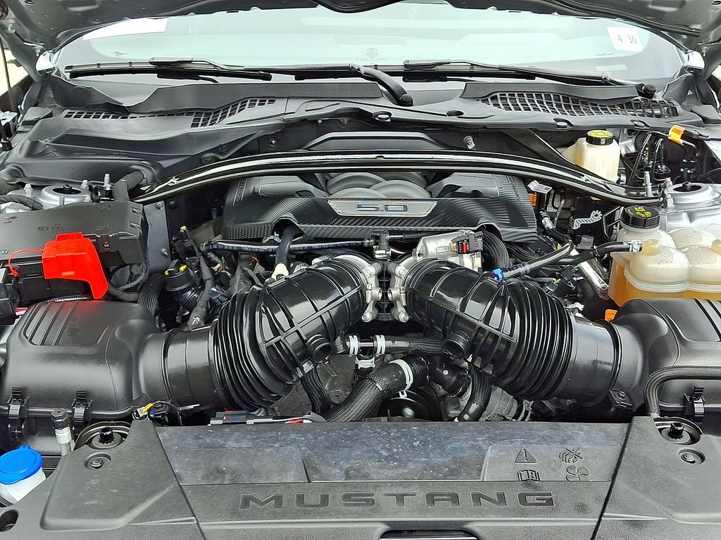 Used 2025 Ford Mustang GT Premium RWD image 30