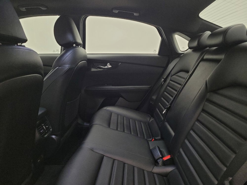 Used 2022 Kia Forte GT-Line w/ GT-Line Premium Package image 18