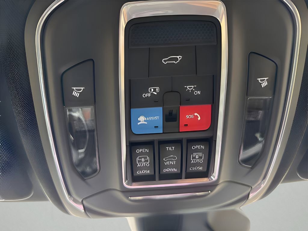 New 2025 Jeep Grand Cherokee L Limited w/ Luxury Tech Group II image 43