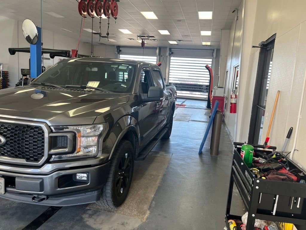 Used 2020 Ford F150 XLT w/ Equipment Group 302A Luxury AWD/4WD image 4